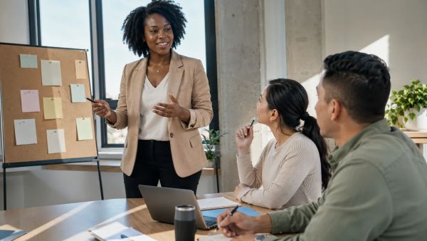 Comment le coaching de manager en entreprise booste votre leadership
